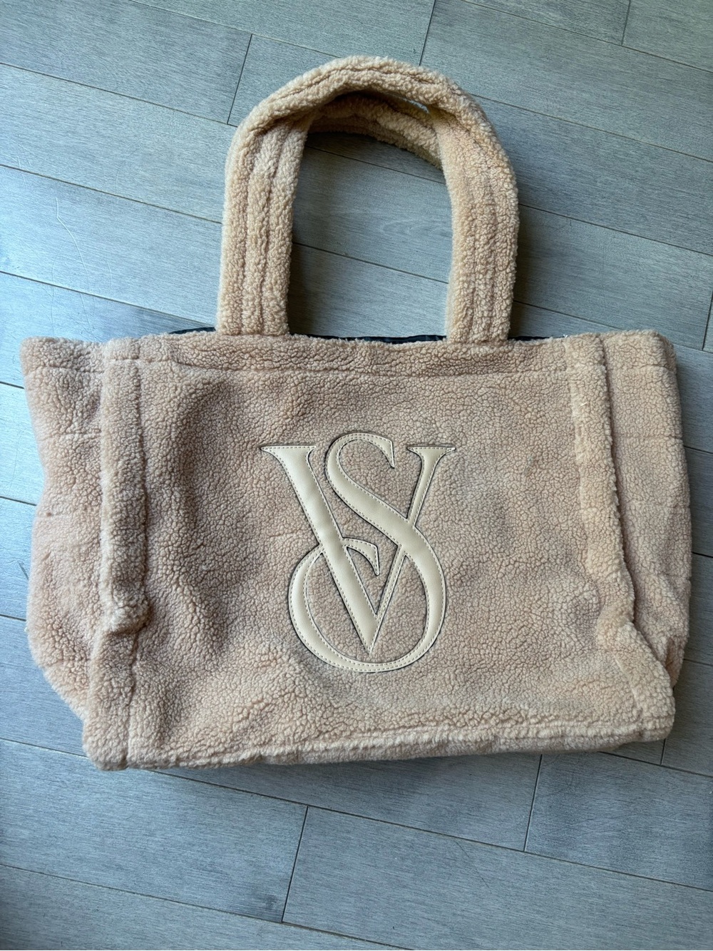 Victoria's Secret Beige Sherpa Tote Bag Travel Bag VS Logo Limited Edition